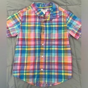 NWOT. Cat & Jack Boys Plaid Button-down short sleeve shirt  size Small 6/7